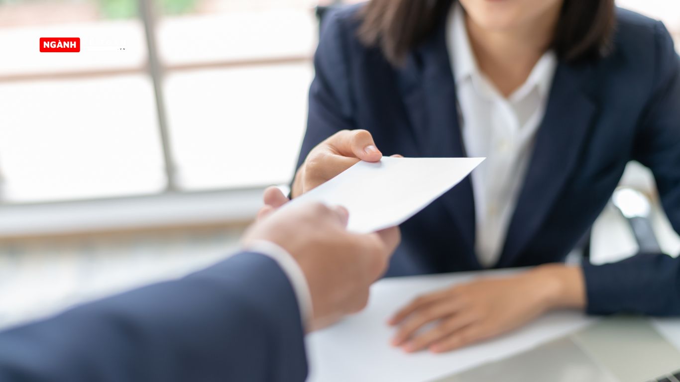 Các khoản tiền thưởng không chịu thuế thu nhập cá nhân