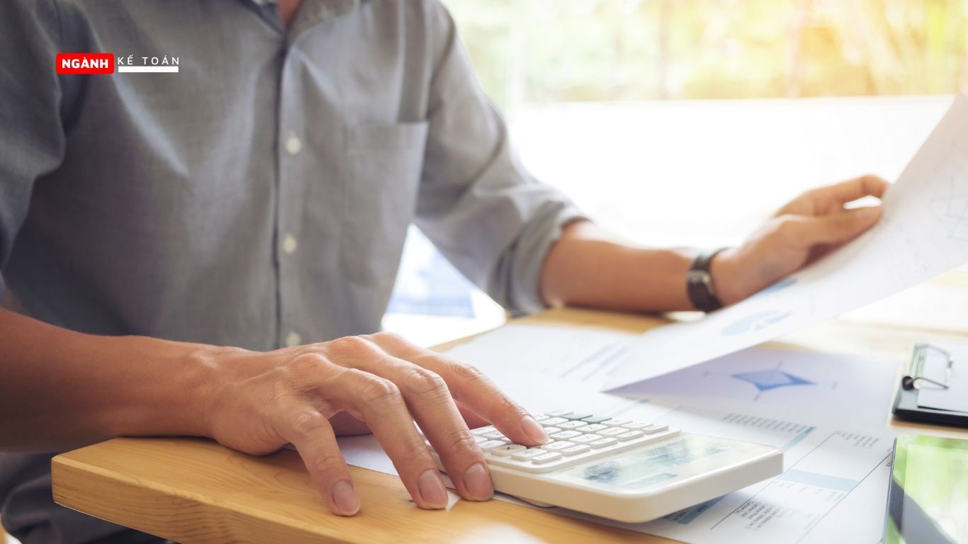 Cách hạch toán thuế TNCN từng trường hợp cụ thể Cách hạch toán thuế TNCN từng trường hợp cụ thể
