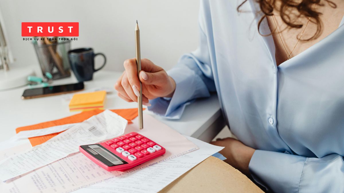 Thuê chuyên gia thuế tư vấn checklist chuẩn bị quyết toán thuế an toàn